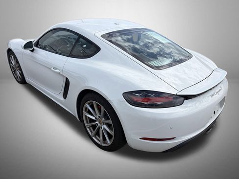 Used 2018 Porsche 718 Cayman S RWD image 3