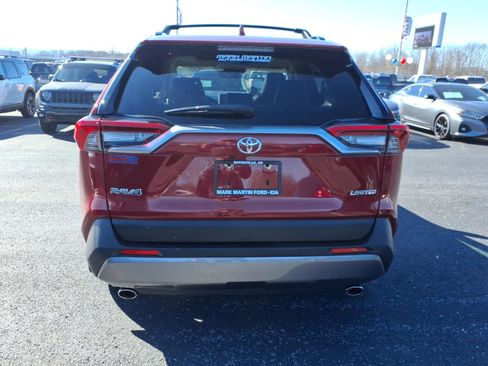 Used 2021 Toyota RAV4 Limited image 4