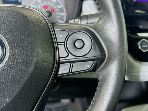 Used 2024 Toyota Corolla SE FWD image 17