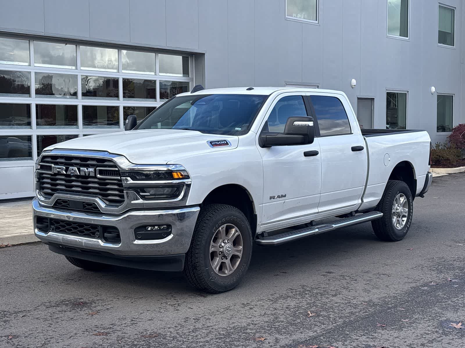 Certified 2026 RAM 2500 Big Horn AWD/4WD image 1