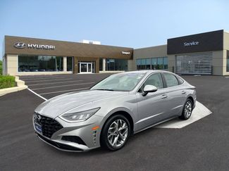 Certified 2023 Hyundai Sonata SEL w/ Preferred Accessory Package FWD video 1