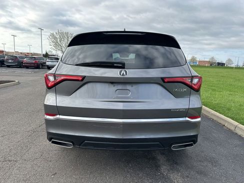 Used 2023 Acura MDX SH-AWD image 9