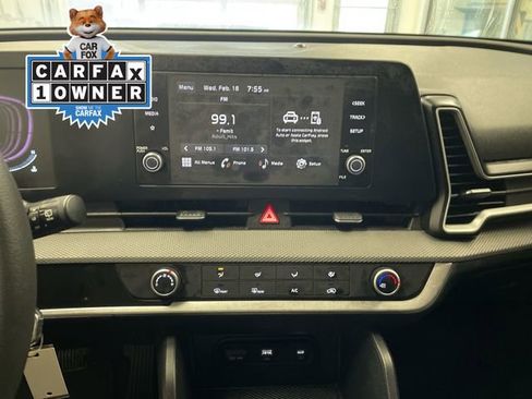 Used 2023 Kia Sportage LX image 22