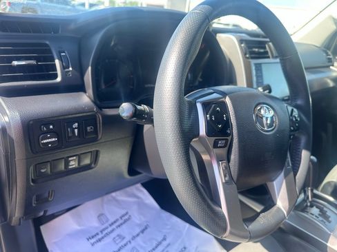 Used 2020 Toyota 4Runner SR5 Premium AWD/4WD image 12