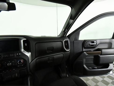 Used 2021 Chevrolet Silverado 1500 LT Trail Boss image 20