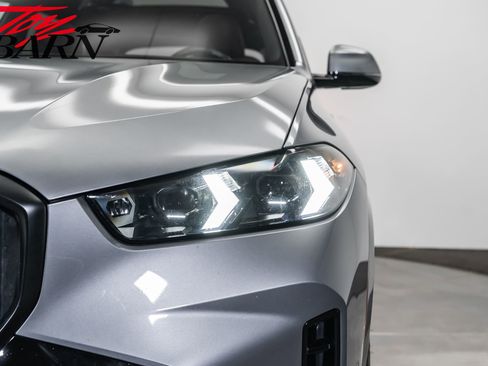 Used 2024 BMW X5 xDrive40i w/ M Sport Package image 10