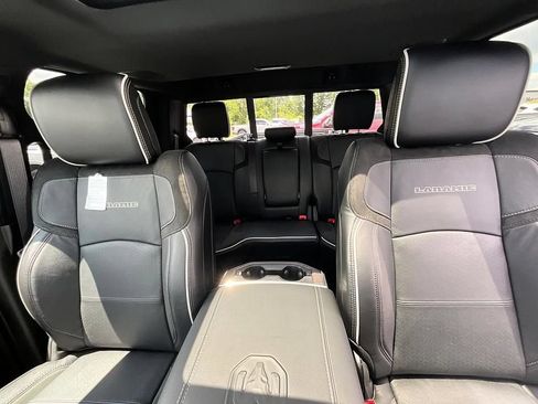 New 2026 RAM 3500 Laramie AWD/4WD image 36
