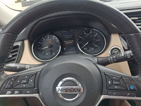 Used 2019 Nissan Rogue SL w/ Premium Package AWD/4WD image 21