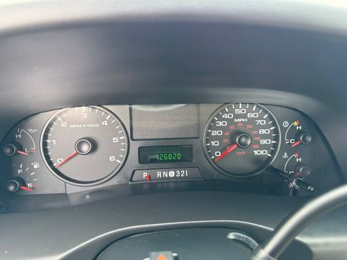 Used 2006 Ford F250 XL AWD/4WD image 15