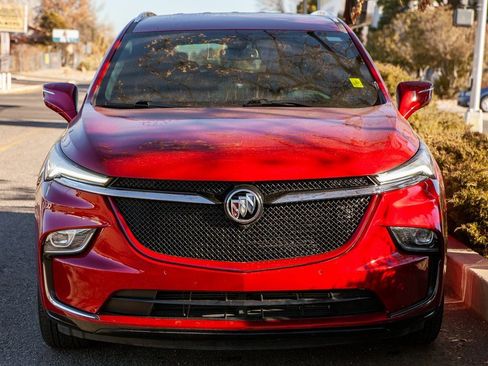 Used 2022 Buick Enclave Essence w/ Sport Touring Edition image 3