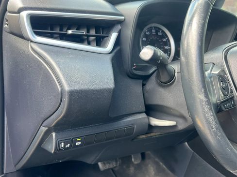 Used 2020 Toyota Corolla SE image 13