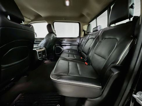 Used 2020 RAM 1500 Laramie AWD/4WD image 29