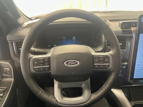 New 2023 Ford F150 Lightning Lariat w/ Equipment Group 511A High image 29