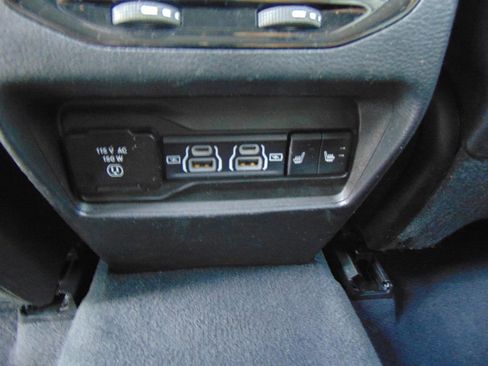 Used 2023 Jeep Grand Cherokee image 17