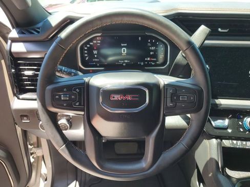Used 2026 GMC Sierra 2500 AT4 w/ Technology Package image 21