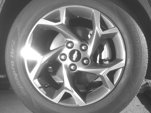 Used 2025 Chevrolet Trax LT w/ LT Convenience Package image 13