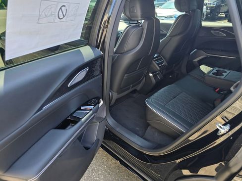 New 2026 Cadillac Lyriq V image 16