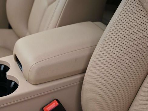 Certified 2026 Porsche Macan AWD/4WD image 21