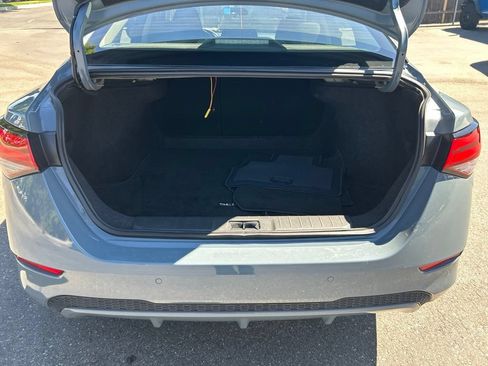 Used 2025 Nissan Sentra SV FWD image 10