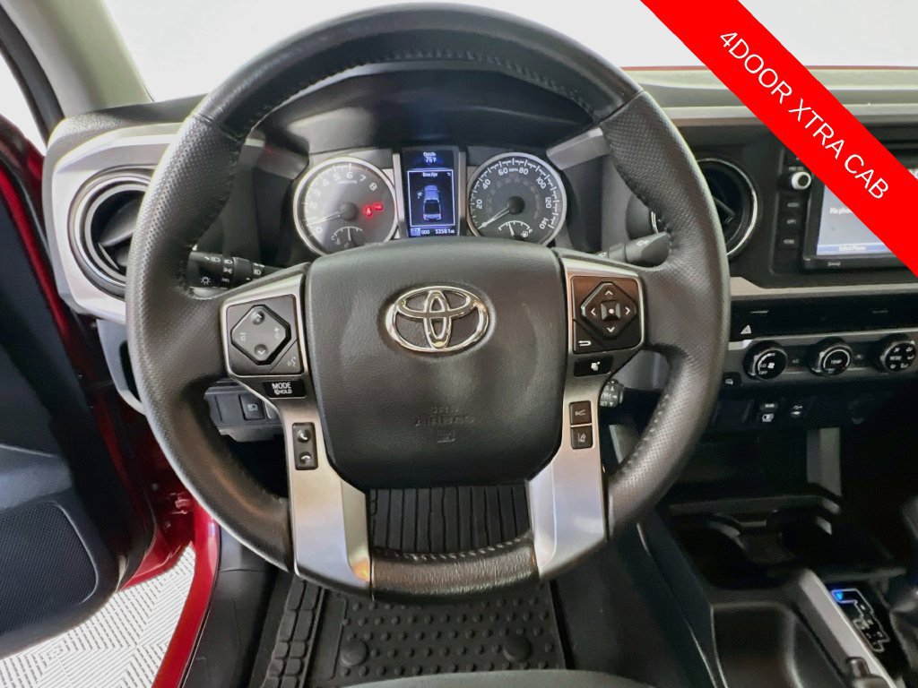 Used 2018 Toyota Tacoma SR5 RWD image 11