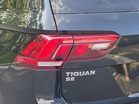 Used 2021 Volkswagen Tiguan SE R-Line AWD/4WD image 21