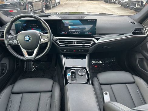Used 2024 BMW i4 eDrive40 RWD image 32