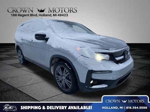 Used 2022 Honda Pilot Sport image 1
