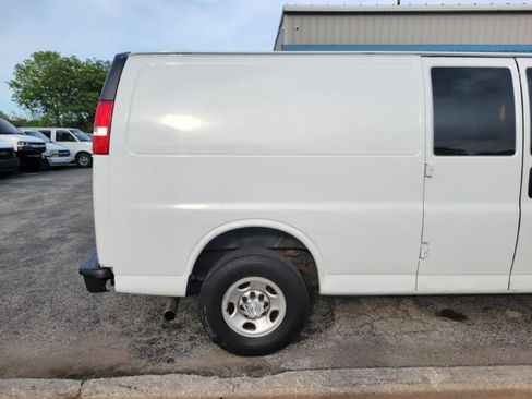Used 2020 Chevrolet Express 2500 Extended w/ Communications Package RWD image 27