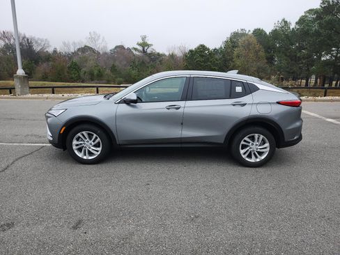 New 2026 Buick Envista Preferred w/ Convenience I Package image 2