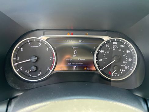 Used 2023 Nissan Sentra SV FWD image 7