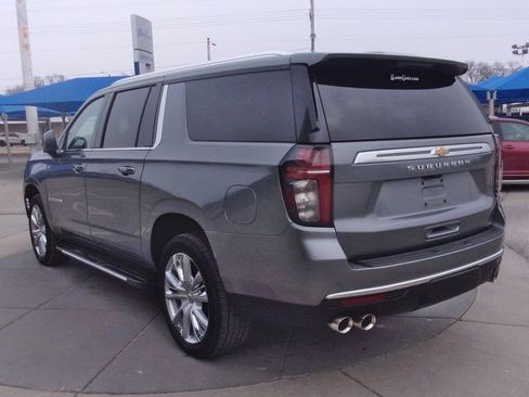 Used 2021 Chevrolet Suburban High Country image 18