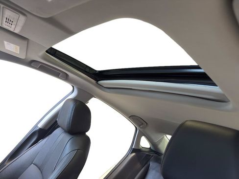 Used 2017 Honda Civic EX-L image 17