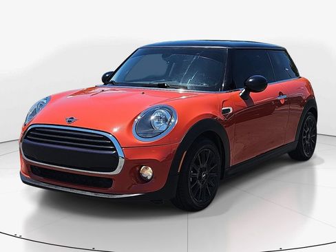 Used 2019 MINI Cooper 2-Door Hardtop FWD image 11