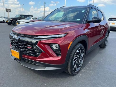 Used 2025 Chevrolet TrailBlazer RS w/ Convenience Package image 8