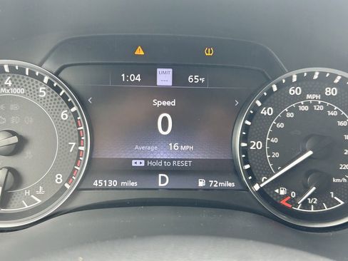 Used 2022 Nissan Armada Platinum image 7