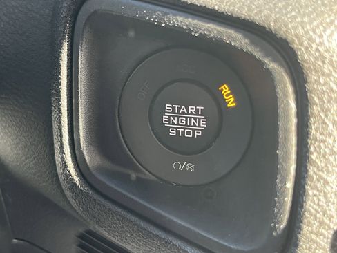 Used 2024 Jeep Wrangler Sport S w/ Convenience Group AWD/4WD image 31