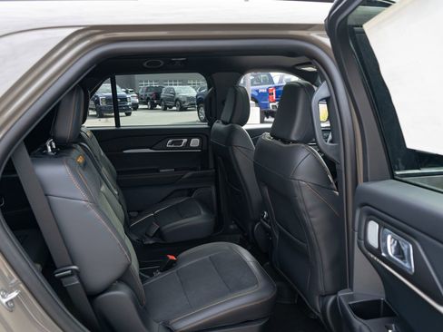 New 2026 Ford Explorer Tremor w/ Tremor Ultimate Package image 38