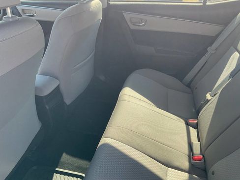 Used 2014 Toyota Corolla LE FWD image 12