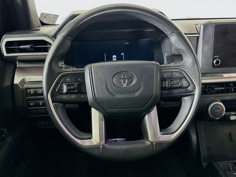 Used 2025 Toyota Tacoma TRD Sport RWD image 18