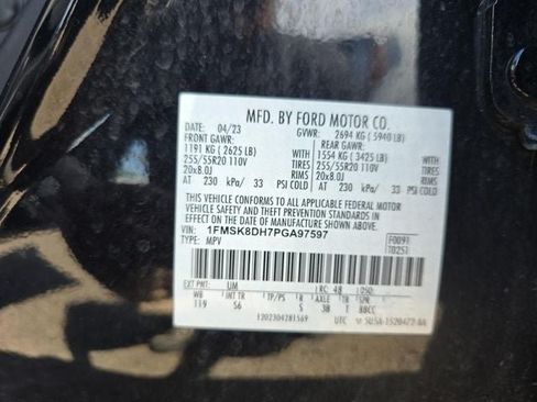 Used 2023 Ford Explorer XLT w/ Equipment Group 202A AWD/4WD image 27