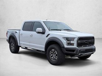 Used 2018 Ford F150 Raptor w/ Equipment Group 802A Luxury AWD/4WD video 3
