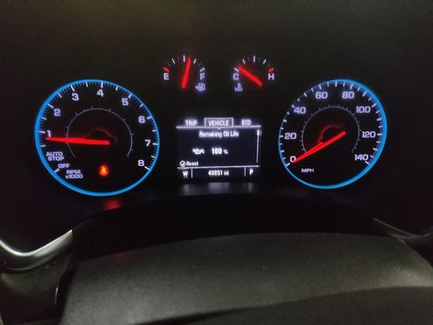 Used 2018 Chevrolet Equinox LT FWD image 23