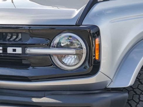 Used 2022 Ford Bronco Outer Banks image 8