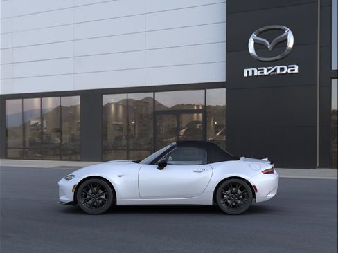 New 2026 MAZDA MX-5 Miata Club w/ Brembo/BBS Recaro Package RWD image 3