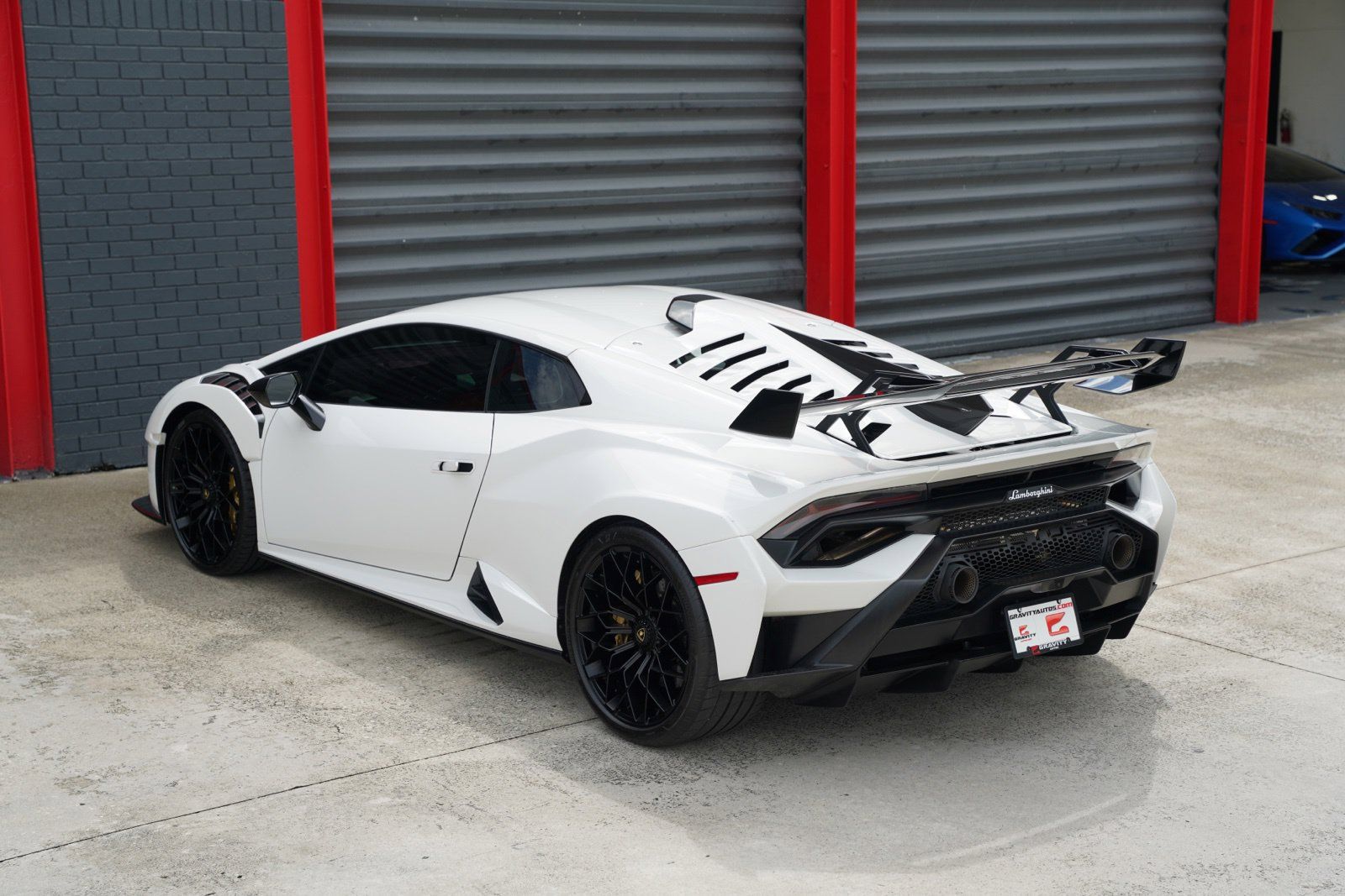 Used 2023 Lamborghini Huracan STO RWD image 24