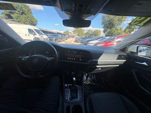 Used 2019 Volkswagen Jetta SEL FWD image 20