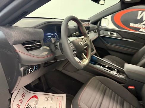 New 2026 Ford Explorer ST-Line RWD image 13