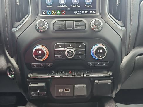 Used 2022 GMC Sierra 1500 AT4 AWD/4WD image 24
