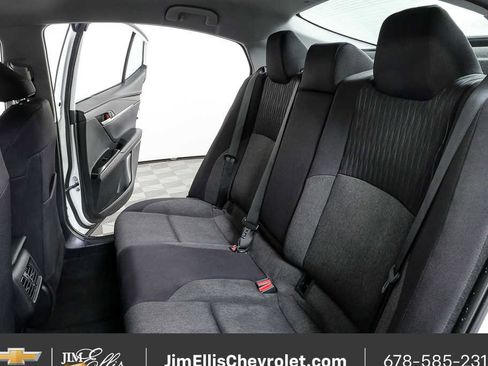 Used 2025 Toyota Camry LE image 18