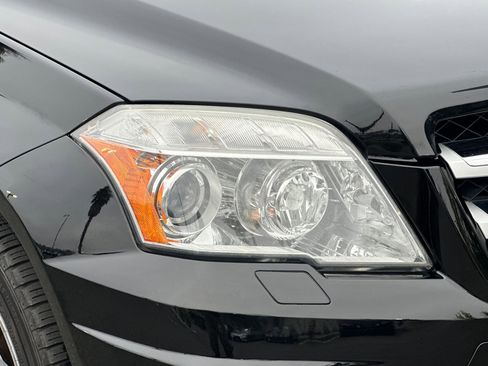 Used 2011 Mercedes-Benz GLK 350 4MATIC image 10